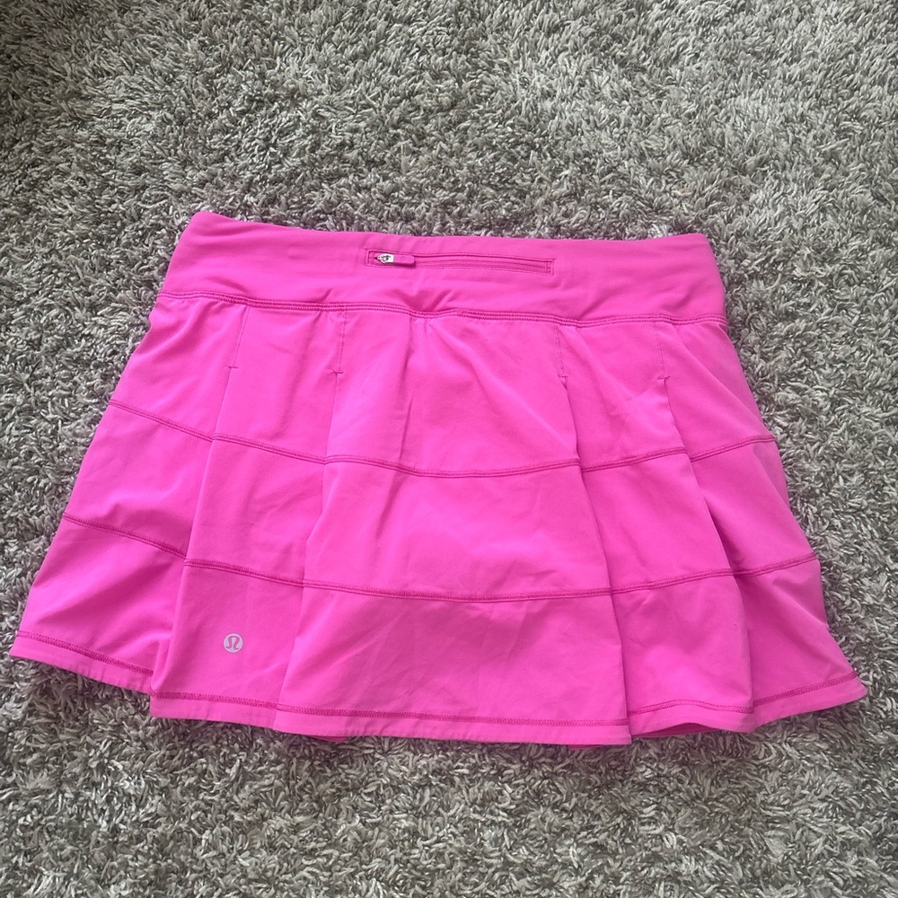 Pink Women's Skirt Lululemon - Picture 2 of 3